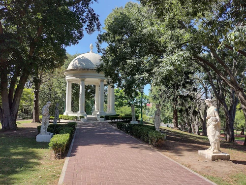 Parque Lezama in Buenos Aires — পার্ক