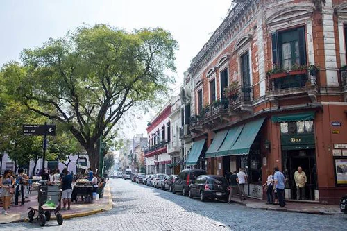 Plaza Dorrego in Buenos Aires — পার্ক