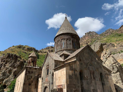 Geghard in Yerevan — Náboženský objekt