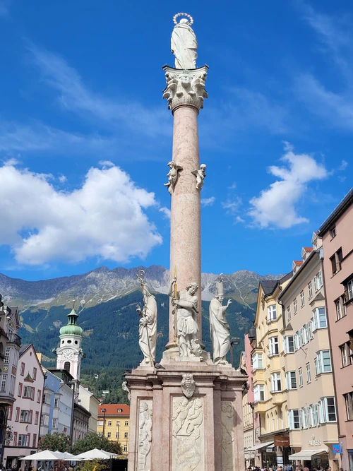 Annasäule in Innsbruck — Historisk plats