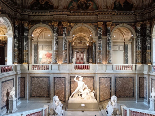Kunsthistorisches Museum Wien in Beč — Muzej