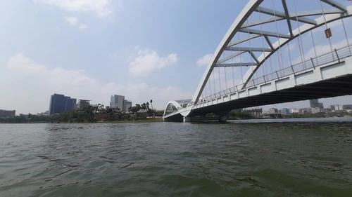 Park Hatirjheel in Dhaka — Park