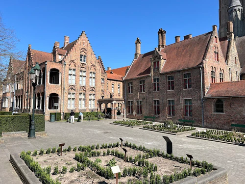 Saint John’s Hospital — Museu, rated 4.3/5