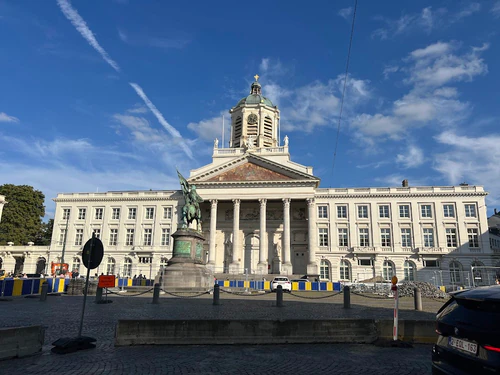 Trg kraljeva - Statua Godfrieda od Bouillona in Bruxelles