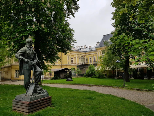 Promatračka platforma Royal Garden, rated 4.7/5