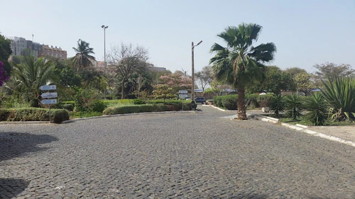 Parque 5 de Julho in Praia — parks