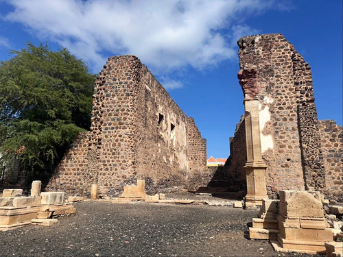 Sé Cathedral (ruins) in Praia — Vēsturiska vieta