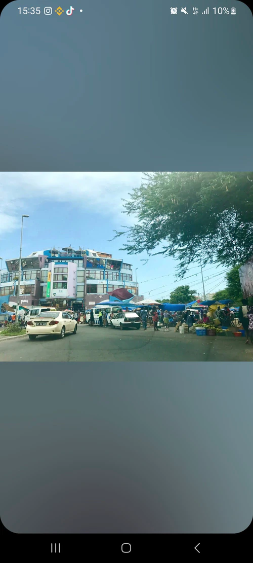 Sucupira Market in Praia — Tirgus