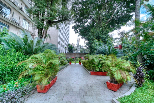Hotel Akwa Palace Douala in Douala — Lodging