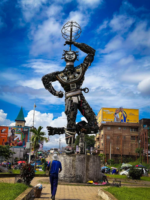 Rond-Point Deido in Douala — Historische plek
