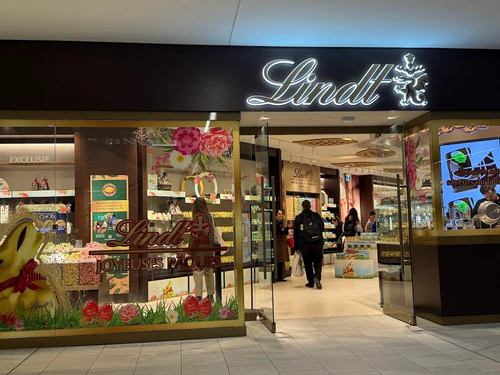 Montréal Underground City — বাজার, rated 4.3/5