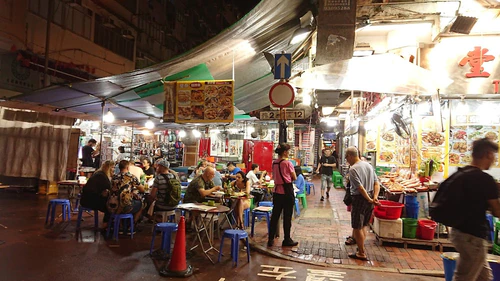 Temple Street Night Market — Pamilihan, rated 3.8/5