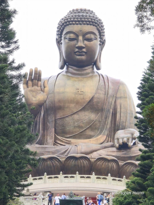 Tian Tan Buddha in Hong Kong — 記念碑