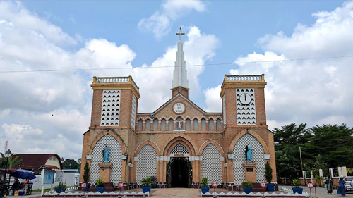 Sacred Heart Cathedral in Brazavila — Reliģiska vieta