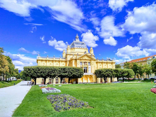 Trg kralja Tomislava in Zagreb — Park