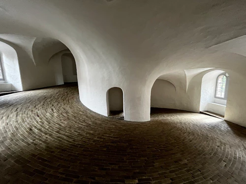 Okruženo zvono (The Round Tower) in Kopenhagen — Povijesno mjesto