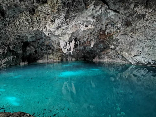 The Three Eyes National Park in Santo Domingo — Nationalpark
