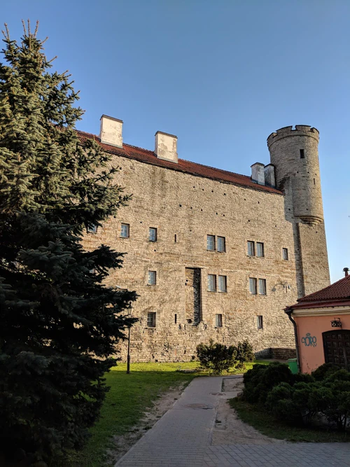 Castelo de Toompea — Marco, rated 4.6/5