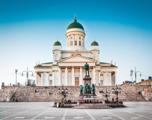 Senatski trg in Helsinki — Tržnica
