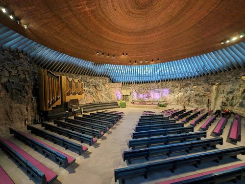 Temppeliaukio crkva in Helsinki — Teatar