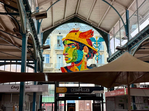 Halles centrales et marché central — বাজার, rated 4.5/5