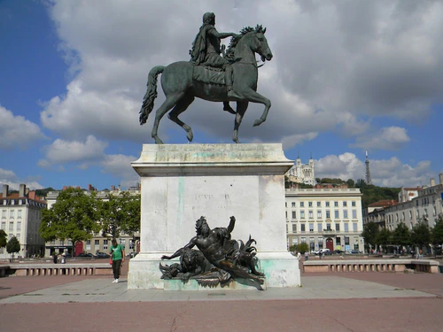 Place Bellecour in লিওন — পার্ক