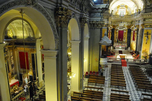 Cathédrale Sainte-Réparate de Nice — ধর্মীয় স্থান, rated 4.6/5