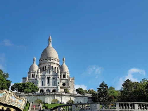 Basiliek van het Sacré-Cœur van Montmartre in Paris — Monument