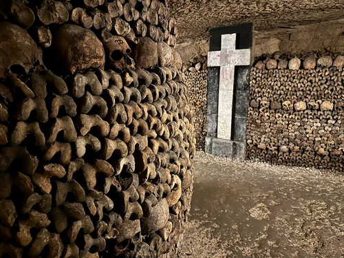 Catacombs of Paris — ঐতিহাসিক স্থান, rated 4.1/5