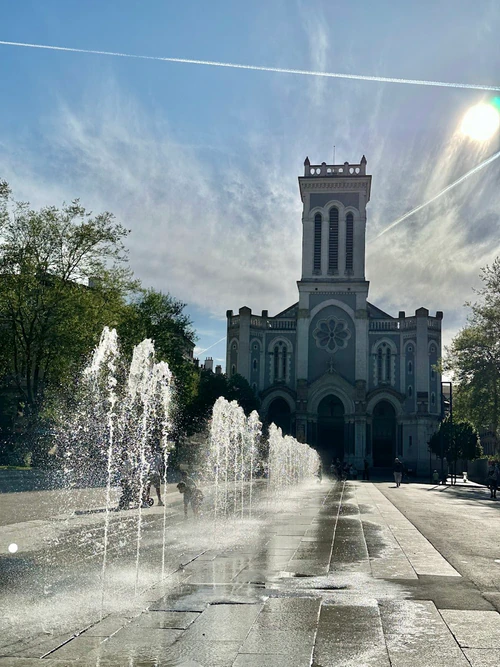 Place Jean-Jaurès — পার্ক, rated 4.2/5