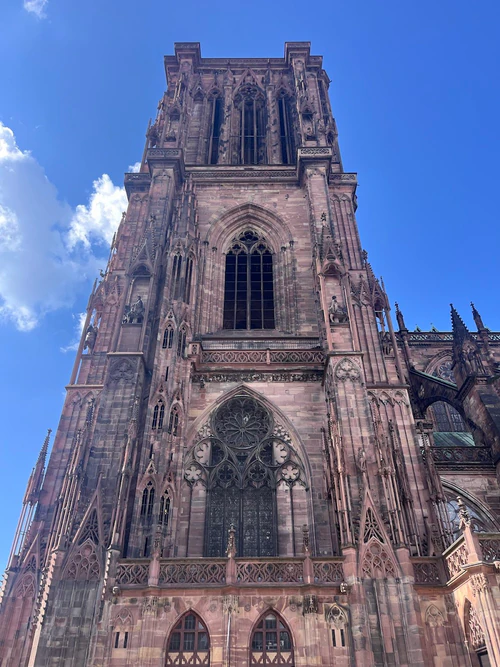 Cathédrale Notre-Dame-de-Strasbourg in Strasbourg — Religieuze plek