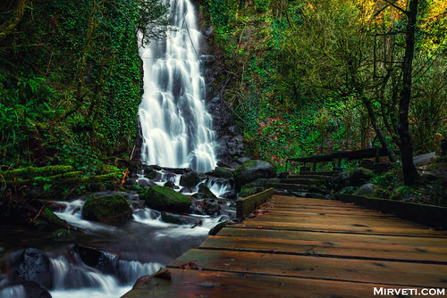 Waterfall Mirveti, rated 4.7/5