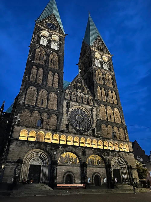 St. Petri Dom Bremen in ব্রেমেন — ধর্মীয় স্থান
