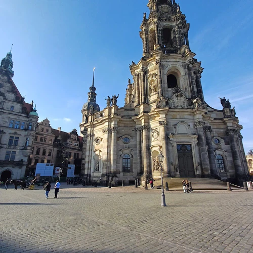 Schlossplatz — ঐতিহাসিক স্থান, rated 4.8/5