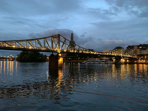 Eiserner Steg in ফ্রাঙ্কফুর্ট — ল্যান্ডমার্ক