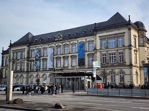Museum of Art and Industry — Muzej, rated 4.5/5