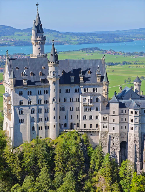 Neuschwanstein Castle in München — Castle