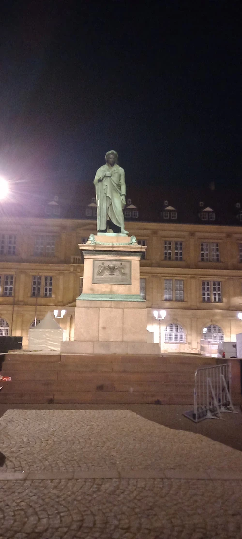 Schillerplatz in Stuttgart — Historische plek