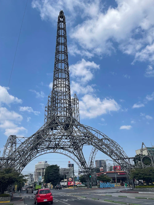 Torre del Reformador in Guatemala-Stad — Monument