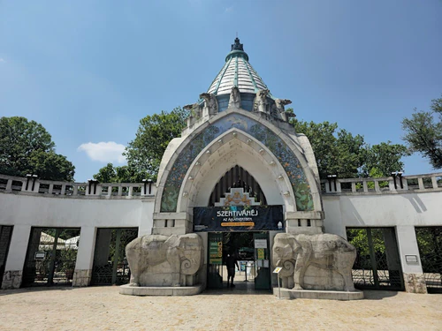 Budimpeštanski zoološki vrt i botanički vrt in Budapest — Zoo