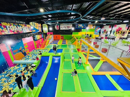 SkyJumper Trampoline Park - Delhi, Adventure Island | Verjaardagsfeesten | Schoolreizen | Zakelijke feesten | Kitty Parties in Delhi — Attractiepark