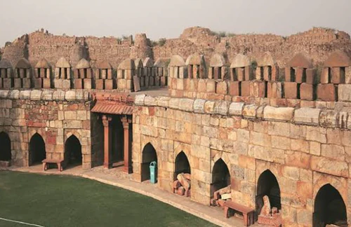 Tughlaqabad Fort — 史跡, rated 4.2/5