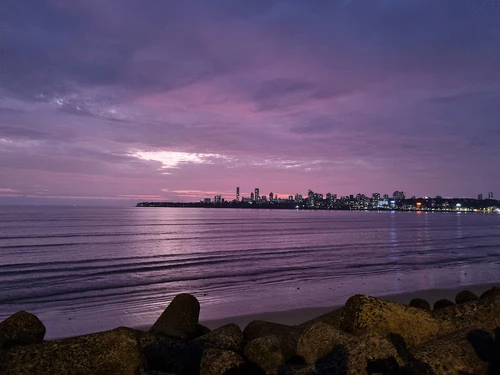 Marine Drive Beach, Mumbai in Mumbai — Park