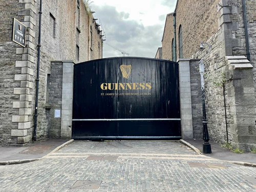 Guinness Storehouse in Dublin — Bar