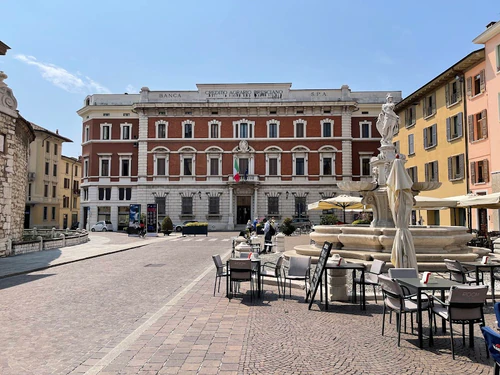 Paul VI Square — Исторически обект, rated 4.7/5