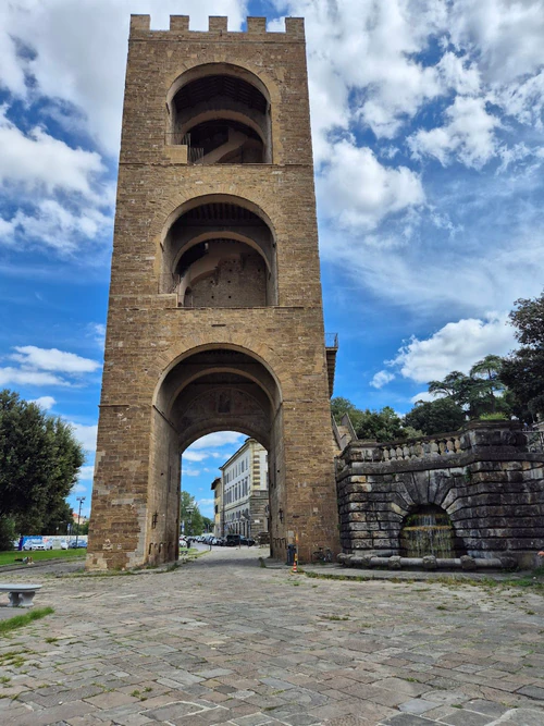 Porta San Niccolò — ঐতিহাসিক স্থান, rated 4.6/5
