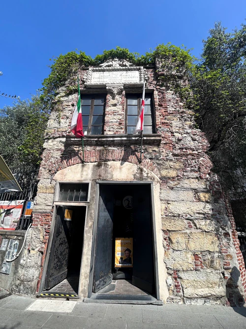 Casa di Cristoforo Colombo — ঐতিহাসিক স্থান, rated 4/5