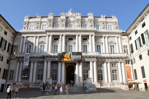 Doge's Palace — ল্যান্ডমার্ক, rated 4.6/5
