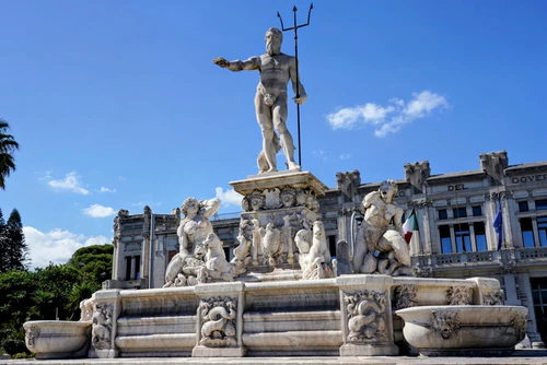 Fontana di Nettuno — Tanda ikonik, rated 4.5/5