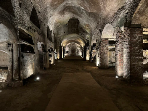 Catacombs of San Gennaro — ল্যান্ডমার্ক, rated 4.7/5